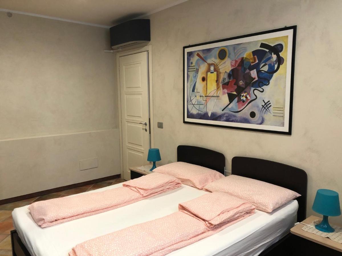 La Casa Blu Διαμέρισμα Montegrosso dʼAsti Εξωτερικό φωτογραφία