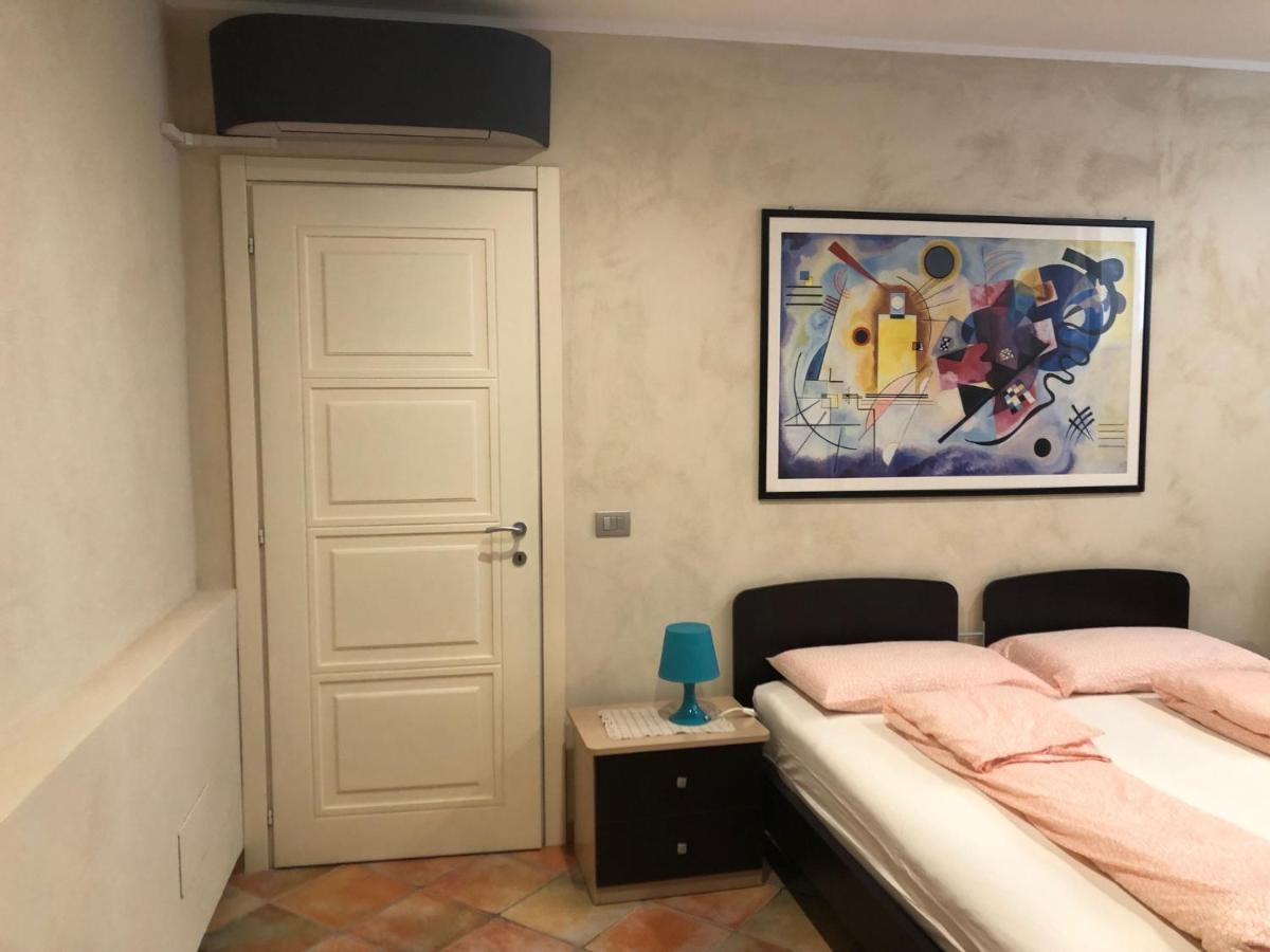 La Casa Blu Διαμέρισμα Montegrosso dʼAsti Εξωτερικό φωτογραφία